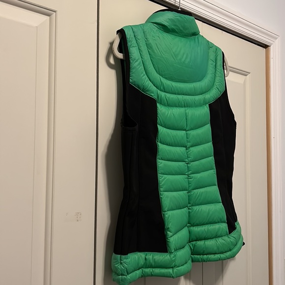 BERNARDO GOOSE DOWN INSULATED PUFFER NYLON VEST JACKET - Picture 6 of 14